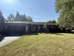 Pre-foreclosure in  LILAC LN Pewaukee, WI 53072