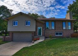 Pre-foreclosure in  BRIAR ROSA DR Lincoln, NE 68516