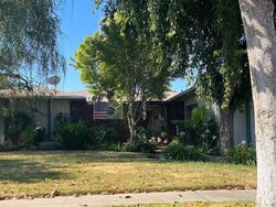 Pre-foreclosure in  W HOLLAND AVE Fresno, CA 93705