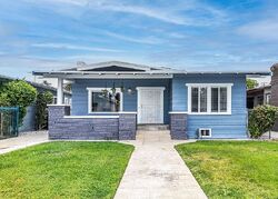 Pre-foreclosure in  6TH AVE Los Angeles, CA 90019