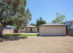 Pre-foreclosure in  S LOCUST AVE Compton, CA 90221