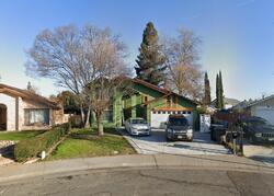 Pre-foreclosure in  TUMBLEWEED WAY Sacramento, CA 95834