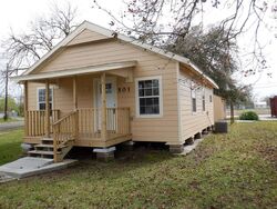 Pre-foreclosure in  STIMPSON ST Baytown, TX 77520