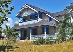 Pre-foreclosure in  E 5TH AVE Kettle Falls, WA 99141