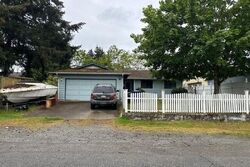 Pre-foreclosure in  6TH AVE SW Seattle, WA 98166