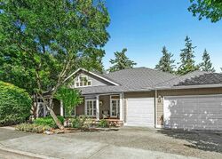 Pre-foreclosure in  159TH PL SE Bellevue, WA 98006