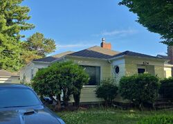 Pre-foreclosure in  23RD AVE Longview, WA 98632