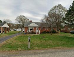 Pre-foreclosure in  CARNEAL LN Mechanicsville, VA 23111