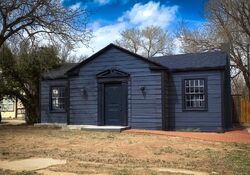 Pre-foreclosure in  17TH ST Lubbock, TX 79401