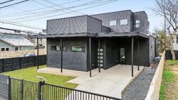 Pre-foreclosure in  E 45TH ST Austin, TX 78751