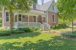 Pre-foreclosure in  N WASHINGTON ST Tullahoma, TN 37388