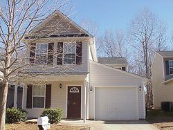 Pre-foreclosure in  BIRDSONG LN Taylors, SC 29687