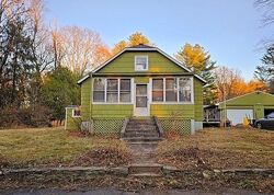 Pre-foreclosure in  NORMAN RD Jewett City, CT 06351