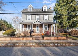 Pre-foreclosure in  MAPLE AVE Philadelphia, PA 19116