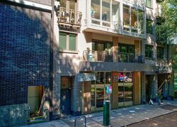 Pre-foreclosure in  NW PARK AVE A Portland, OR 97209