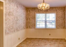 Pre-foreclosure in  E 51ST PL Tulsa, OK 74145