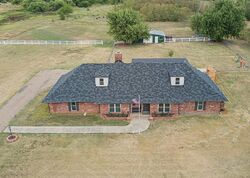 Pre-foreclosure in  GREENWOOD CIR Piedmont, OK 73078