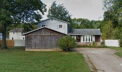 Pre-foreclosure in  MAPLE AVE Sheffield Lake, OH 44054