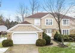Pre-foreclosure in  ADMIRALTY DR Strongsville, OH 44136