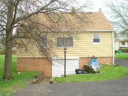 Pre-foreclosure in  FRUITSIDE RD Cleveland, OH 44125