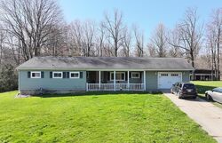 Pre-foreclosure in  POTH RD Mansfield, OH 44906