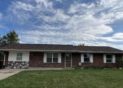 Pre-foreclosure in  CHESTNUT DR Eaton, OH 45320
