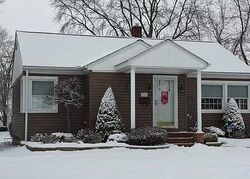 Pre-foreclosure in  E 41ST ST Ashtabula, OH 44004