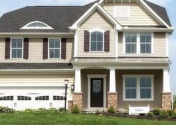 Pre-foreclosure in  HADLEIGH AVE SW Massillon, OH 44646