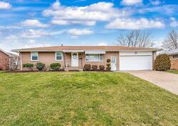 Pre-foreclosure in  28TH ST NW Massillon, OH 44647