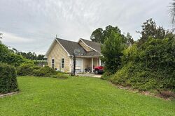 Pre-foreclosure in  SPRING BRANCH RD Wilmington, NC 28405