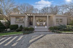  Pine Crest Ln, Sag Harbor NY