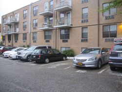  Clove Rd H, Staten Island NY