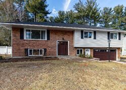  W Pine Hill Dr, Schenectady NY