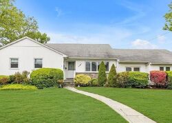 Pre-foreclosure in  CLEVELAND AVE East Meadow, NY 11554