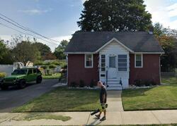 Pre-foreclosure in  MARSHALL AVE E Trenton, NJ 08619