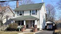 Pre-foreclosure in  SUMMIT ST Hightstown, NJ 08520