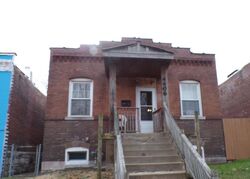Pre-foreclosure in  GANNETT ST Saint Louis, MO 63116