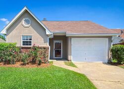 Pre-foreclosure in  MEADE LN Pearl, MS 39208