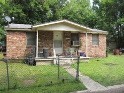  19th St N, Columbus MS