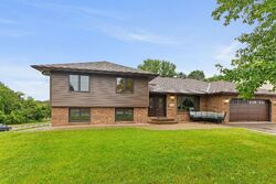 Pre-foreclosure in  BURNCREST CT Burnsville, MN 55337