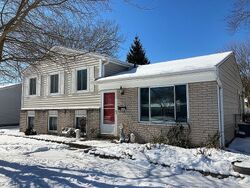Pre-foreclosure in  FELSTONE DR Sterling Heights, MI 48313