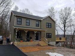 Pre-foreclosure in  LAUREL AVE Hopkinton, MA 01748