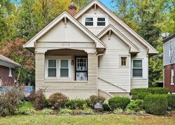 Pre-foreclosure in  OREGON AVE Louisville, KY 40210