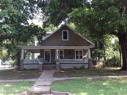  E 11th Ave, Winfield KS