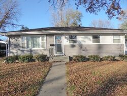 Pre-foreclosure in  11TH ST SW Waverly, IA 50677