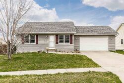 Pre-foreclosure in  E KACENA AVE Marion, IA 52302