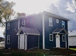 Pre-foreclosure Listing in COURT AVE CHARITON, IA 50049