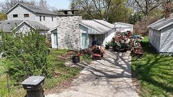 Pre-foreclosure in  MAYFLOWER RD South Bend, IN 46628