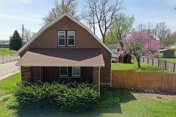 W School St, Centerville IN