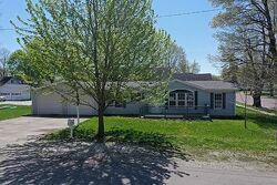 Pre-foreclosure in  E 7TH ST Jonesboro, IN 46938